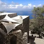Melanopetra Boutique * Emporeios (Nisyros)