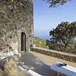 Melanopetra Boutique * Emporeios (Nisyros)