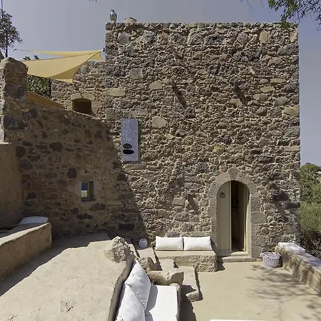 Melanopetra Boutique * Emporeiós