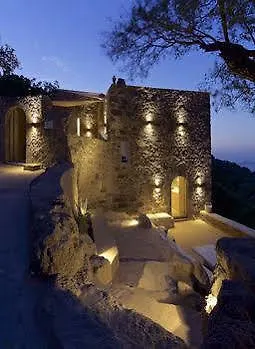 Melanopetra Boutique * Emporeios (Nisyros)