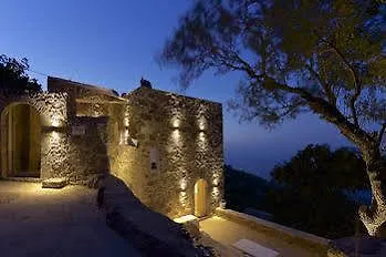 아파트 Melanopetra Boutique *