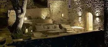 Melanopetra Boutique * Emporeiós